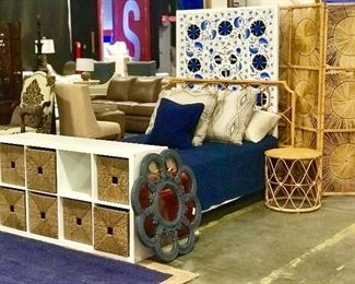 Major Network Studio selling props and clothing!